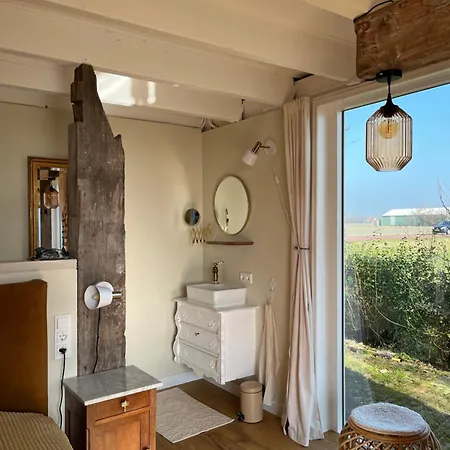 De Vrijbuiter Bed & Breakfast 3*