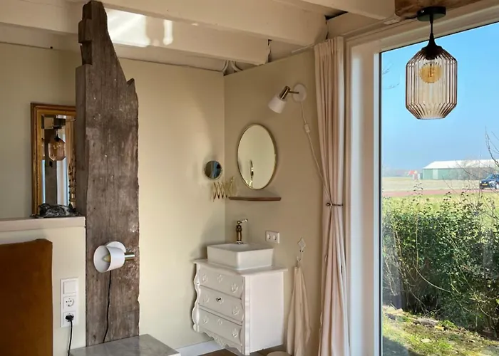 De Vrijbuiter Bed & Breakfast 3*