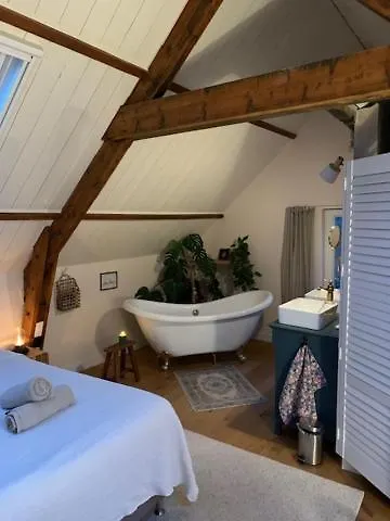 De Vrijbuiter Bed & Breakfast