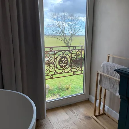 Alojamento de Acomodação e Pequeno-almoço De Vrijbuiter 3*